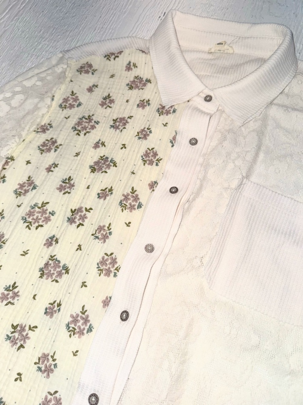 POL Romantic Floral Blouse Mixed Media Button Down Whimsical Spring Layering - Picture 7 of 11